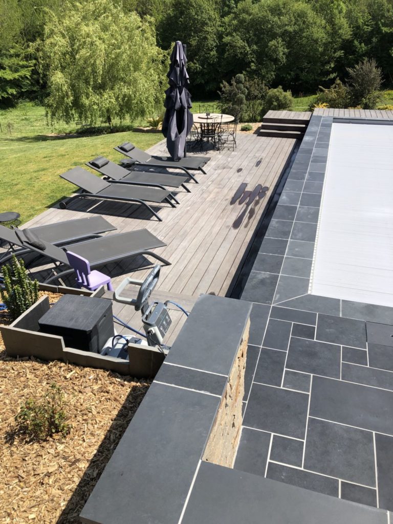 Terrasse bois dallage pierre Fouesnant - Terrasses - Quimper Brest
